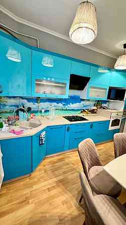 Продається чотирьох кімнатна квартира Звягель