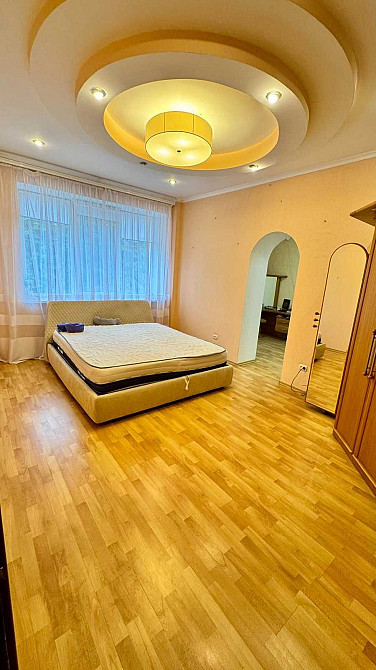 Продається чотирьох кімнатна квартира Звягель - зображення 4