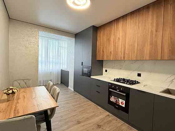 2к квартира з якісним ремонтом Хмельницкий