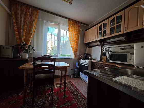 Продаж 3 кім.квартири S-77м.кв. вул. Симиренка 22 Б. Борщагівка. без% Київ