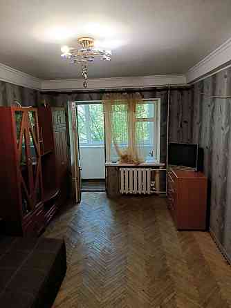 Продаж 3 кімнатної квартири з мінімальним оформленням. Київ