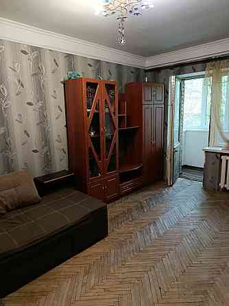 Продаж 3 кімнатної квартири з мінімальним оформленням. Київ