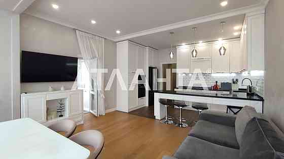 Продам 3 комнатную квартиру для большой семьи на Таирова Одесса