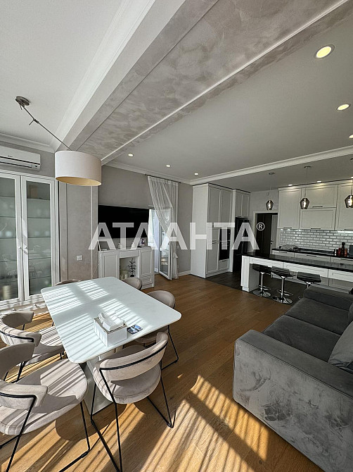 Продам 3 комнатную квартиру для большой семьи на Таирова Одеса - зображення 1