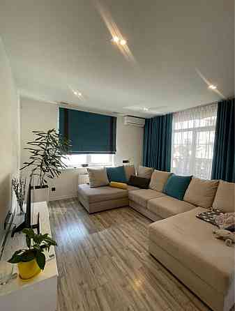 Продаж 2 к кв 65 м2 ЖК Нова Англія Васильківська Голосіївський ВДНГ Київ