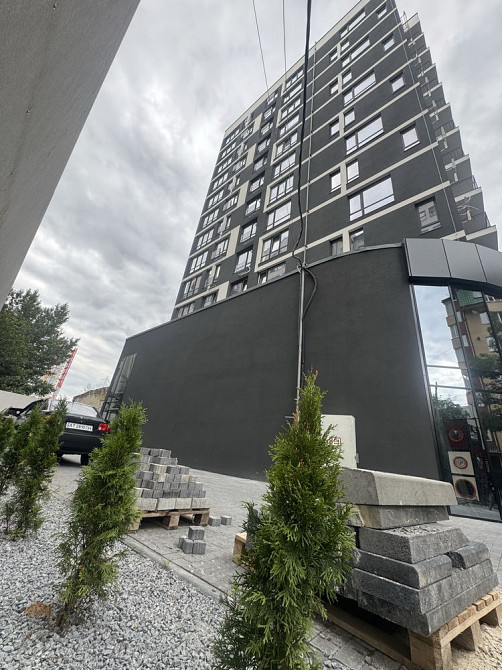 Розкішна квартира у центрі міста, вид на Ратушу Івано-Франківськ - зображення 7