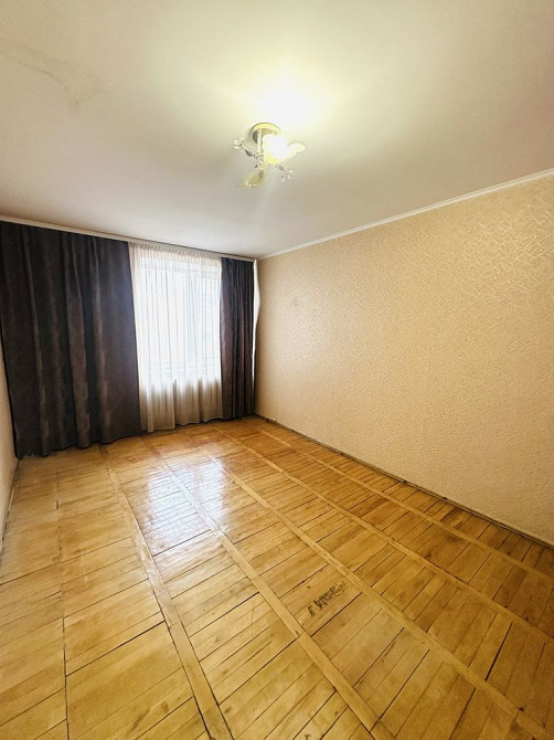 Три кімнати 73 кв.м. Цегла. Район Ювілейного Ровно - изображение 2