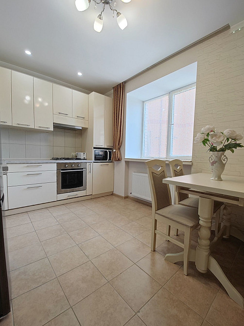 Продажа, ЖК Счастливый / Щасливий, Квартира с гаражом и кладовкой! Днепр - изображение 1