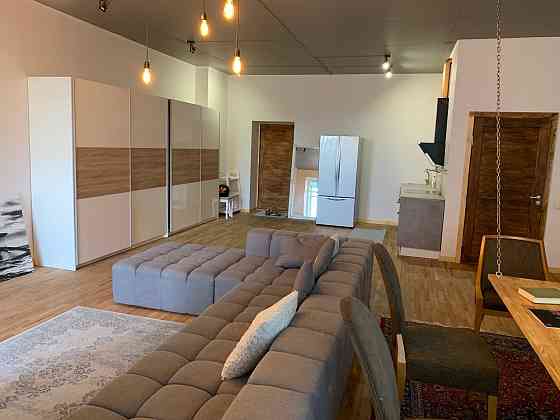 Дизайнерська 2к, 88 м2 Алматинська 37Б Киев