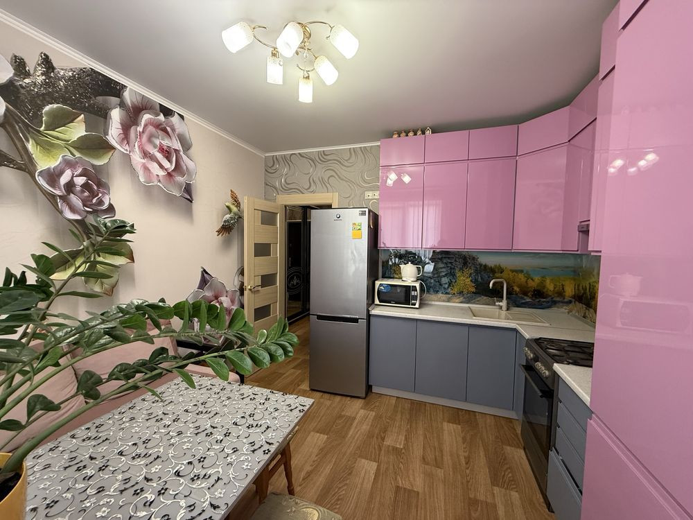 Простора однокімнатна квартира ЖК Київський маєток Софиевская Борщаговка - изображение 1