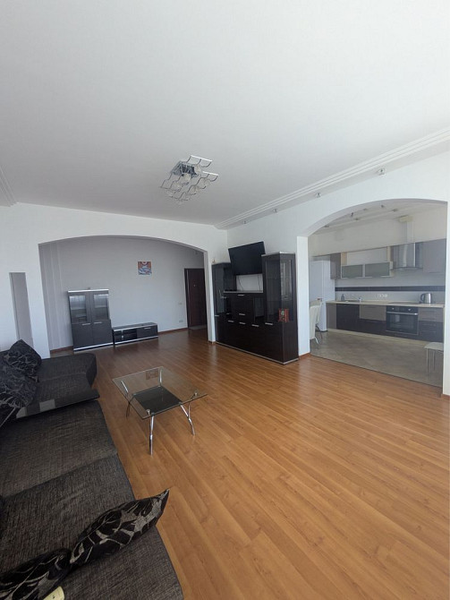 Метро Лівобережна,оренда 2к,ЖК Микільский Град. Киев - изображение 2