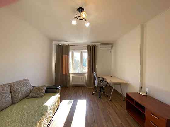 Однокімнатна 42 м2 ремонт вул. Михайла Драй-Хмари 44 Киев