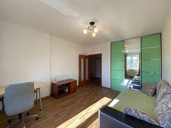 Однокімнатна 42 м2 ремонт вул. Михайла Драй-Хмари 44 Киев