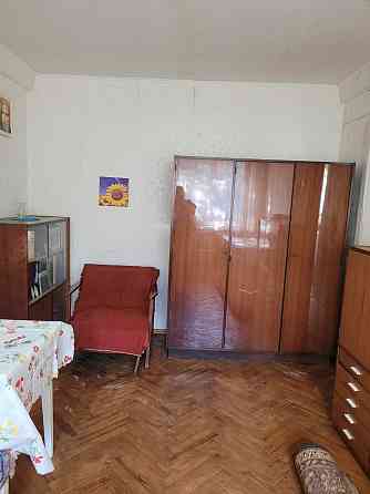 Продам 2к Святошинський р-н вул Василя Кучера буд 6 Київ