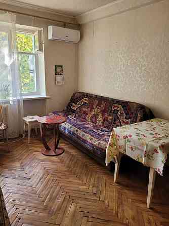 Продам 2к Святошинський р-н вул Василя Кучера буд 6 Київ