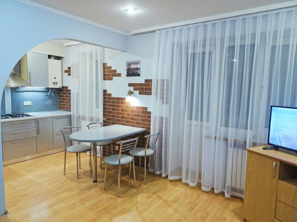 Сдам  свою  2-х комнатную квартиру. Без комиссии. Днепр - изображение 1