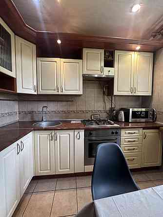 Продам 2-кімнатну квартиру, Коновальця! Ровно