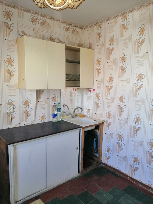 Продам 1ком.квартиру Каменское Левобережный массив 4. Бул. Героев 4эт. Кам`янське (Запорізька обл.) - зображення 1