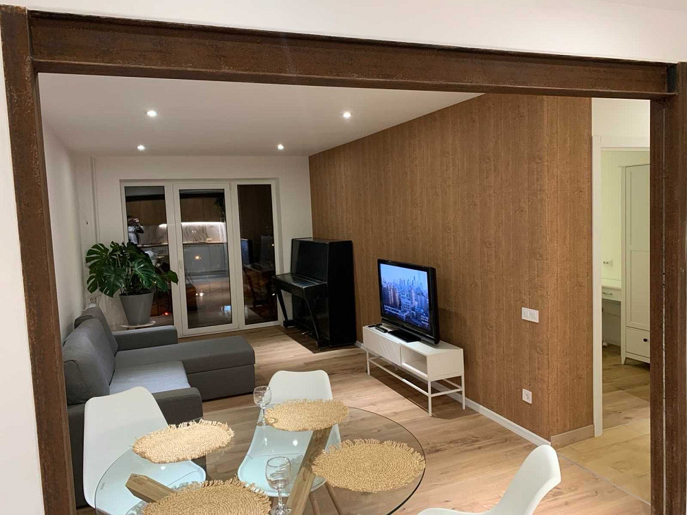 Оренда 2-х кім. квартири по вул. Пасічна Львов - изображение 1