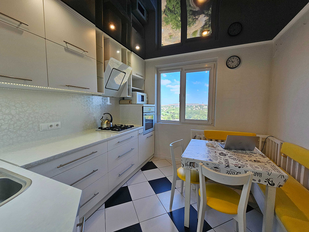 Трёхкомнатная квартира с ремонтом по ул. Владимира Великого Кривий Ріг - зображення 1