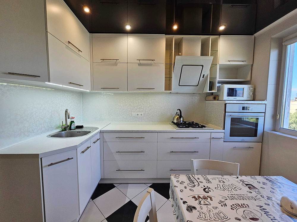 Трёхкомнатная квартира с ремонтом по ул. Владимира Великого Кривий Ріг - зображення 2