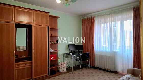 Продаж 2 кім. квартири ремонт, метро Харківська вул. Вишняківська Київ