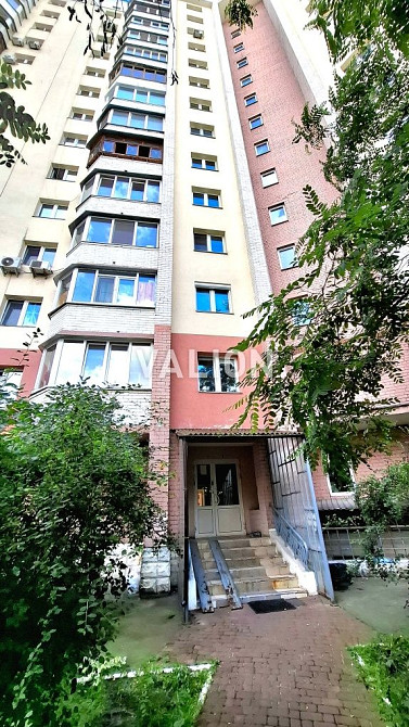 Продаж 2 кім. квартири ремонт, метро Харківська вул. Вишняківська Київ - зображення 5