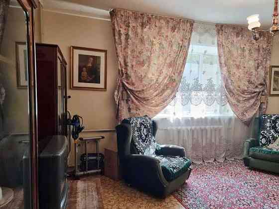 Продам 2 комн.кв. пр.Поля, рядом с ТЦ Славутич Днепр