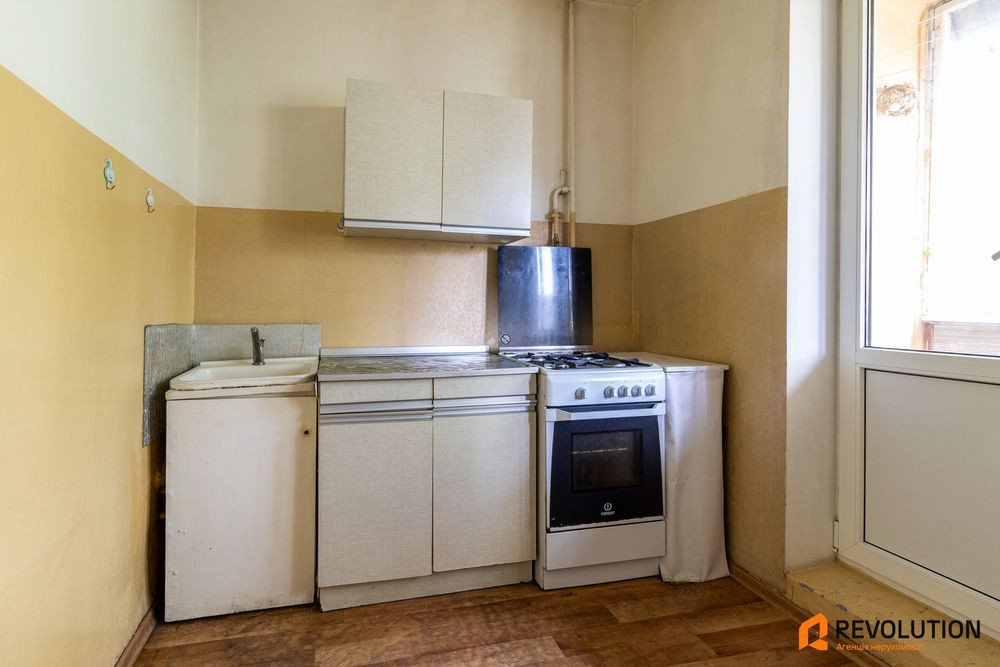 БЕЗ%; Симиренка 14Б, 3 хв швидкісний трамвай; Київ - зображення 3