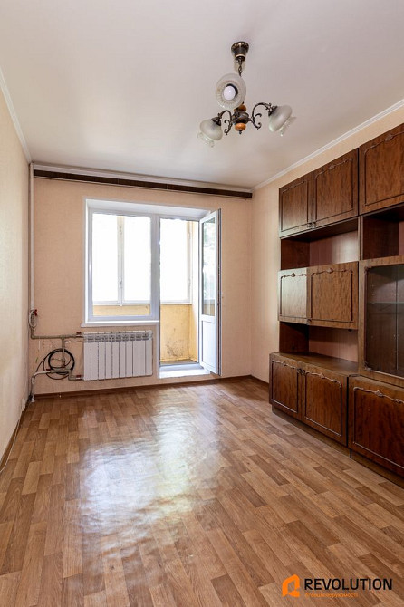 БЕЗ%; Симиренка 14Б, 3 хв швидкісний трамвай; Київ - зображення 1