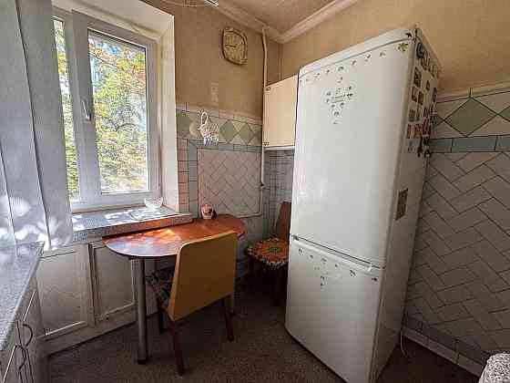 Продам 2 к. кв. пр. Аерокосмический (Гагарина) м. Левада Харьков