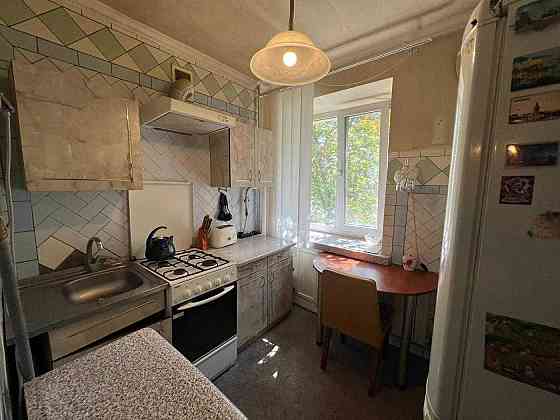 Продам 2 к. кв. пр. Аерокосмический (Гагарина) м. Левада Харьков