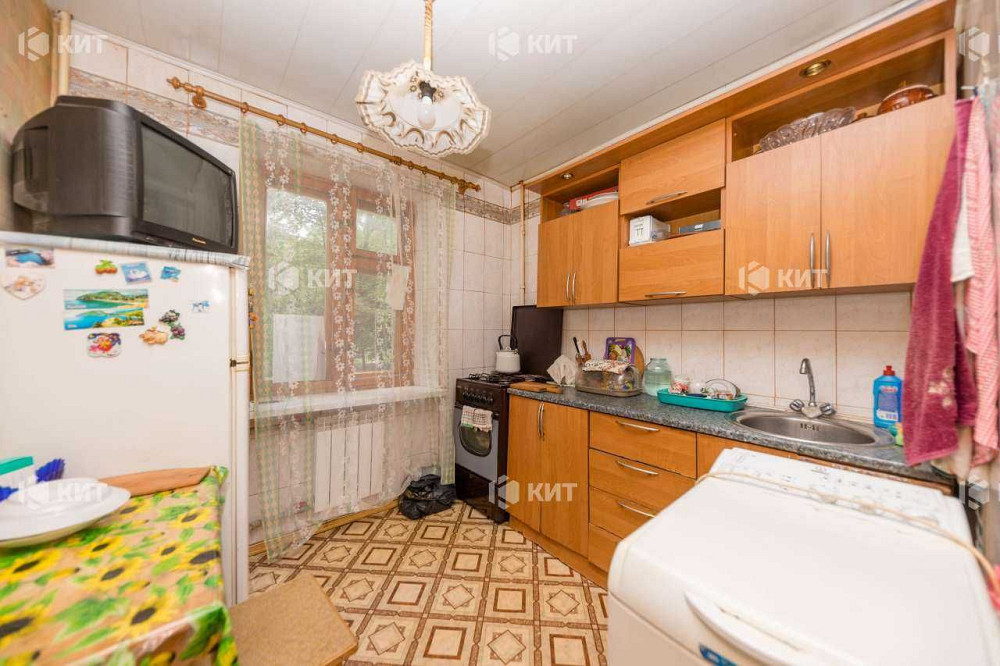 2к. 46м2 ХТЗ (м. Тракторный Завод, пр. А. Алешина 37) 129407 Харьков - изображение 1