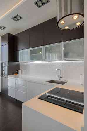 Продаю квартиру 90.4 м2 в ЖК Відпочинок Київ