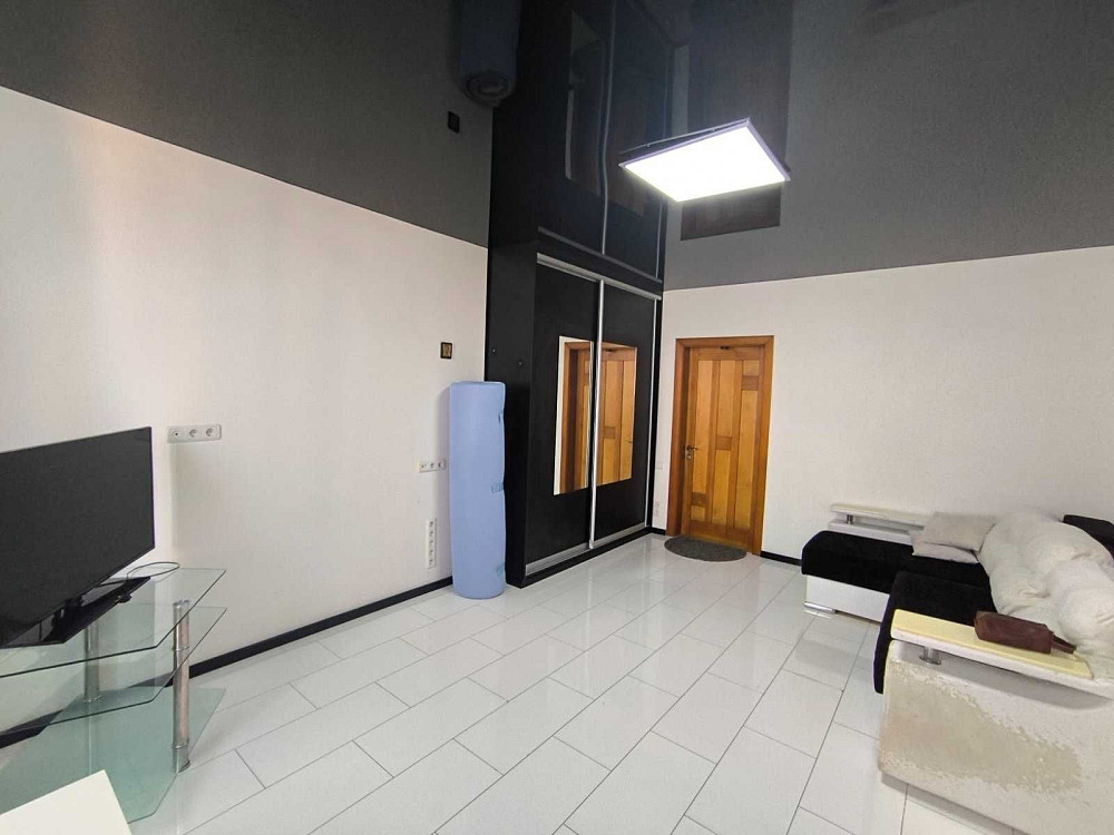 Продам 1-но комнатную в Центре.
Дегтярная/площадь Льва Толстого. Одесса - изображение 2