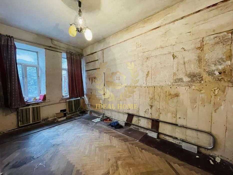 Продається 2к квартира на вул. Межигірська, ст. м. Контрактова площа Київ - зображення 2