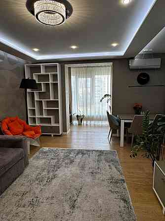 ВЛАСНИК ПРОДАЄТЬСЯ 4к Простора квартира у ЖК "Салют" на Перемозі. Днепр