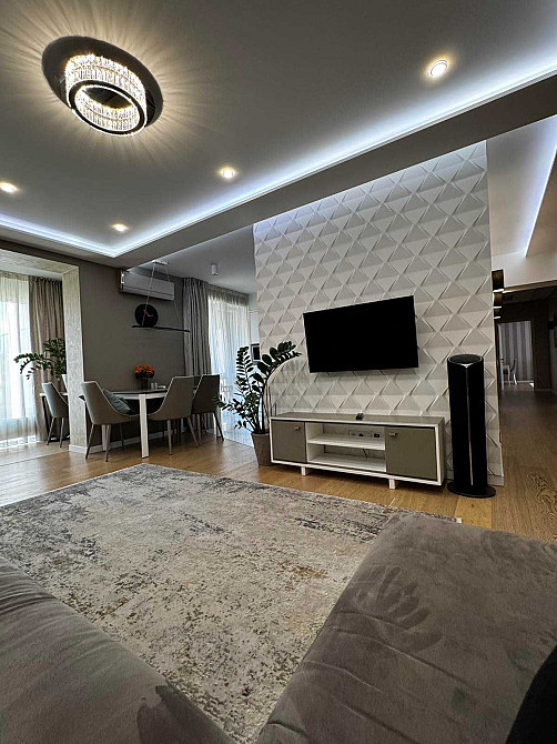 ВЛАСНИК ПРОДАЄТЬСЯ 4к Простора квартира у ЖК "Салют" на Перемозі. Днепр - изображение 1