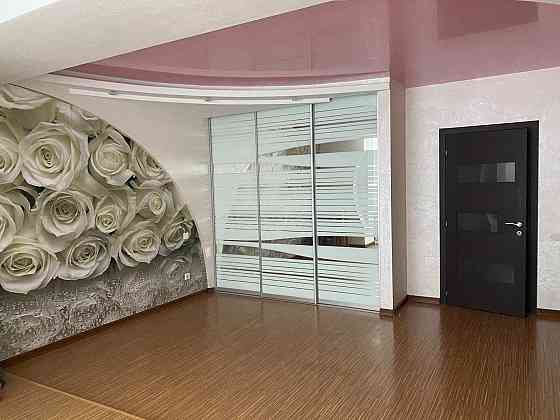 В продаже 3 комнатная элит класса в Монолите Чорноморськ