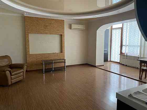 В продаже 3 комнатная элит класса в Монолите Чорноморськ