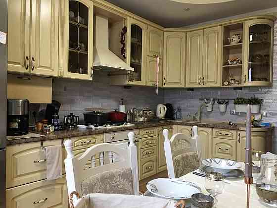 ТерміноваОренда Гарної і Затишної 1-кім.кварт.у СонячнийКрай40кв.м.Цін Львов