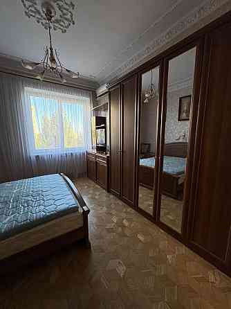 Сдам квартиру на улице Довженко в доме Каркашадзе! Одеса