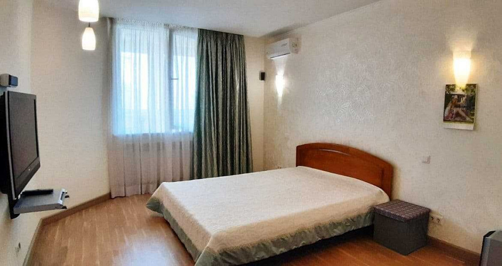 ЖК 4 сезона (м.Васильківська). Оренда 2к. Простора,охайна,2 с/в,3стіни Киев - изображение 6