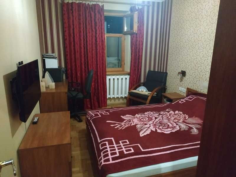 2к роздільна Куренівка Захарівська 7 поряд метро Почайна та Дорогожичі Киев - изображение 1