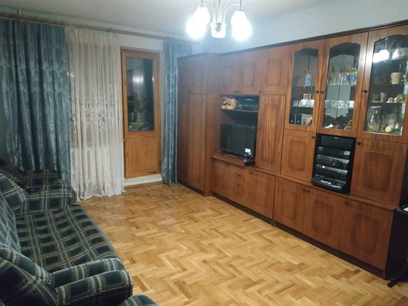 2к роздільна Куренівка Захарівська 7 поряд метро Почайна та Дорогожичі Киев - изображение 3