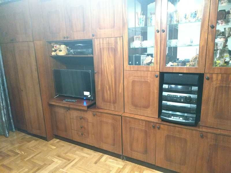 2к роздільна Куренівка Захарівська 7 поряд метро Почайна та Дорогожичі Киев - изображение 4