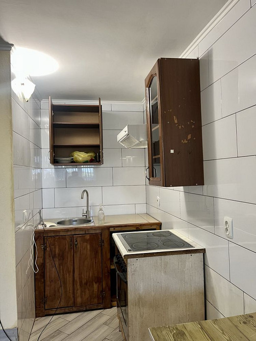 Район ЦЕНТРУ. Здам КУХНЮ-СТУДІЮ+СПАЛЬНЮ, меблі та техніка, можна СТУДН Черновцы - изображение 6