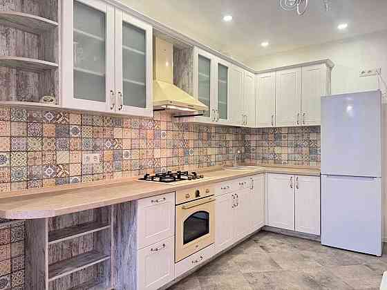 1-Кімнатна «На Щасливому» 2-й поверх! Біля Парку! Ровно