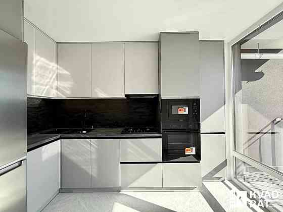 Велика 1 кім квартира, 3 поверх у ЖК Фемелі Плаза Ивано-Франковск