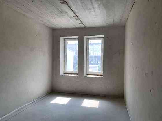 2 кімнатна квартира з величезною терасою в зданому будинку. Центр Бучі Буча